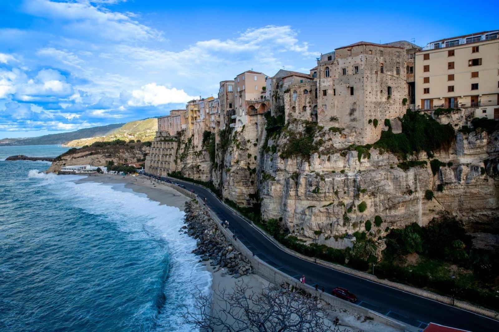 La Dolce Vita A Тропея Экстерьер фото